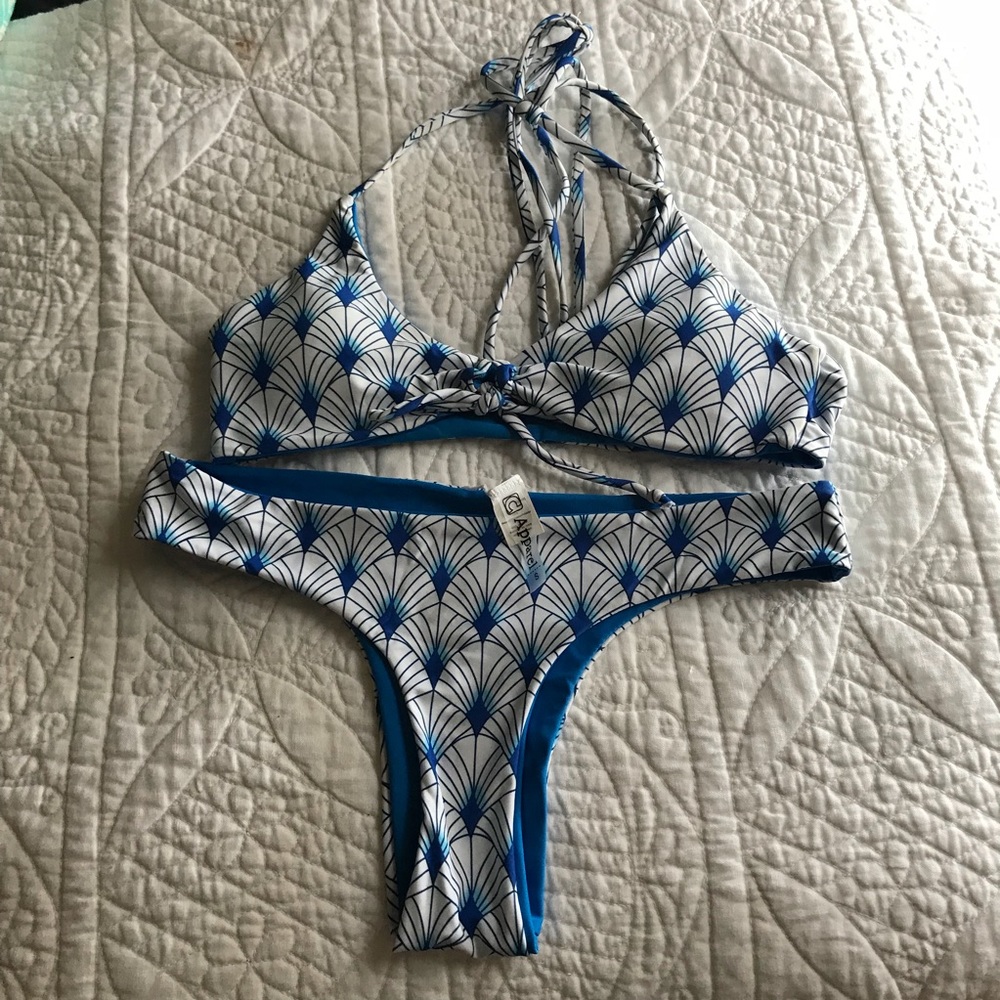 Cupshe blue bikini size medium
